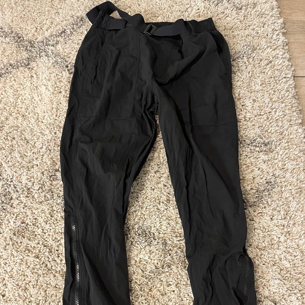 Athleta cargo pants